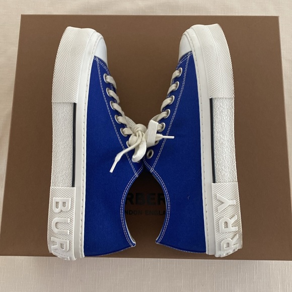 Burberry Cotton Low Top Sneakers